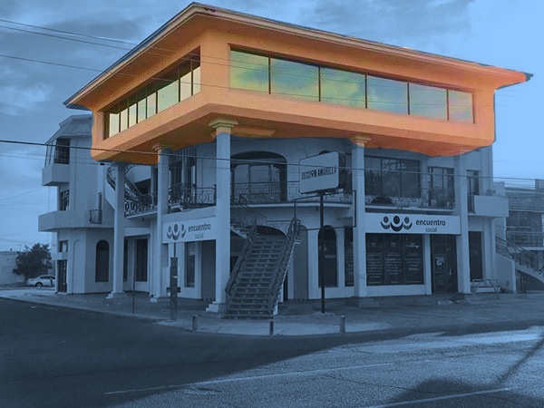 <span style="font-weight: bold;">Planta alta esquina </span><br>